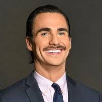 Sean Macarthur's Instagram, Twitter & Facebook