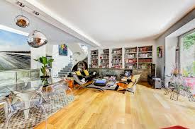 Staining red oak hardwood floors 8 entryway and music room wood conditioner via: Beautiful Wooden Floor Design Ideas For Living Room
