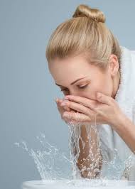 Is It Ok To Wash Your Face In The Shower In 2020 Beauty Care Natural Skin Care Wash Your Face