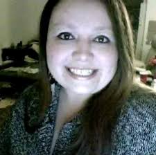 It's like a present 🎁 Available in our shop http://spr.ly/6182QFRwq