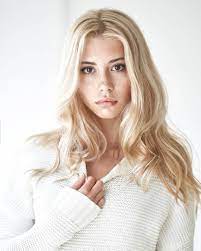 anya sony a99 sony 85 2 8 window light girl pretty cute beauty tfp model face portrait portfolio fr pretty blonde girls blonde women blonde girl