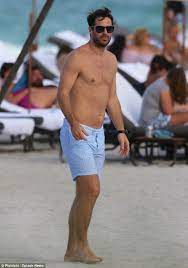 I phoned jamie redknapp, who was downstairs with the squad. Wambura Babu Blog Redknapp Road Trip Former Footballer Jamie And Wife Louise Hit The Beach In Miami With Their Young Sons