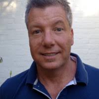 Robert Ramsey's Instagram, Twitter & Facebook