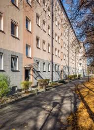 Wohnung haus wohnen auf zeit wohngemeinschaft ferienimmobilie garage/stellplatz grundstück sonstiges. Ubersicht Der Objekte Mietwohnen Eg