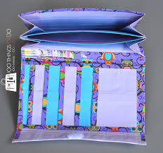 Flip the project over and tape it to the other side. How To Make A Duct Tape Wallet 100 Things 2 Do