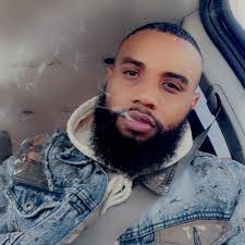 Shante Thomas's Instagram, Twitter & Facebook