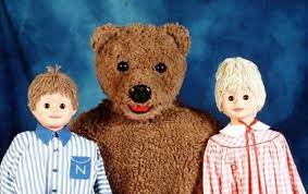 Bonne nuit en 1962 pour 65 épisodes, puis bonne nuit les petits entre. Bonne Nuit Les Petits Avec Nounours Nicolas Et Pimprenelle Bonne Nuit Les Petits Bonne Nuit Dessin Anime Enfance