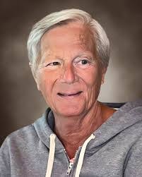 Evelyn Burden's Instagram, Twitter & Facebook