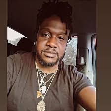 Raw & uncut type of woman 🩷