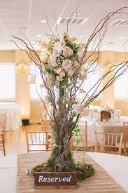 Lesner Inn Catering Club Virginia Beach Wedding From Jodi Miller Photography Curly Willow Centerpieces Wedding Centerpieces Flower Centerpieces Wedding