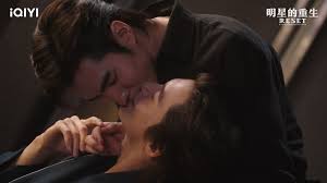 🤩唔好錯過 #iQIYI 原創泰劇 #明星的重生 , 跟隨一位巨星重生返去十幾年前，獲得第二次愛嘅機會～, 📅 首播日期：2025年6月2日,  💥每週一晚10:45 （GMT+7）喺iQIYI APP同iQ.com獨家睇未刪減版, #愛奇藝 #iQIYIOriginal , #明星的重生  #RESET , #泰劇 #泰劇推薦