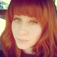 Karen Grill's Instagram, Twitter & Facebook