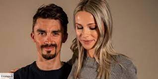 Julian alaphilippe attend la naissance de son premier enfant « dans quelques mois », a annoncé samedi sur les réseaux sociaux le champion du monde, en. Marion Rousse Et Julian Alaphilippe Bientot Parents Le Couple Annonce La Bonne Nouvelle Sur Instagram