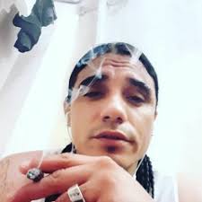 Stream Mac Willis music