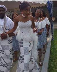 L Image Contient Peut Etre 2 Personnes Latest African Fashion Dresses African Print Long Dress African Print Fashion Dresses