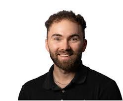 Mackenzie Stange's Instagram, Twitter & Facebook