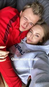 Kakko skated alongside artemi panarin and ryan strome during the session. Jakub Vrana Introduces Followers To Girlfriend Barbora