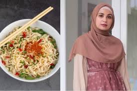 Jerawat mampu menurunkan rasa percaya diri seseorang karena penampilan menjadi kurang maksimal. Mengenal Kista Ovarium Yang Pernah Diderita Shireen Sungkar Lebih Dari Sekali Ternyata Ini 5 Makanan Yang Wajib Dihindari Awas Nomor 4 Sering Dikonsumsi