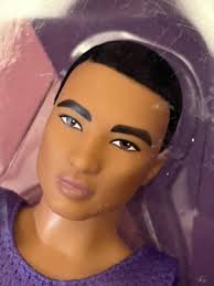 Barbie Signature Looks No 17 NRFB in shelfwear box #17 (ask us for a head  swap)