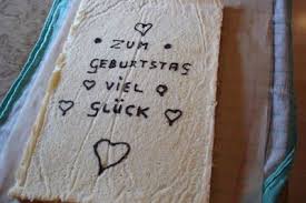 Zitronen Biskuitrolle Mit Muster Rezept Rezept Zitronen Biskuitrolle Biskuitrolle Biskuitrolle Mit Muster