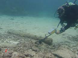 You need nothing more than that for scuba diving. Looking For A Underwater Metal Detector Diver Magazine