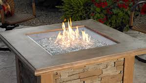 Here are six useful tips mentioned to help you install and build a fire pit at home. Tips For Building Your Own Customized Diy Gas Fire Pit