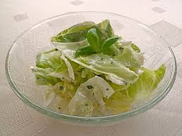Eisbergsalat Mit Schmand Von Manu Chefkoch Rezept Eisbergsalat Rezept Salat Eisbergsalat
