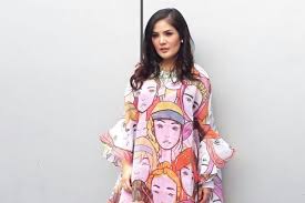 Suami dari penyanyi nindy ayunda diamankan polres jakbar terkait hal ini. Asisten Sebut Mental Nindy Ayunda Jatuh Usai Suami Ditangkap Polisi