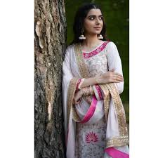 Nimrat Khaira On Instagram Overwhelmed With Love I Have Been Receiving For Supna Laavan Nimrat Khaira Designer Bridal Lehenga Choli Designer Bridal Lehenga If you judge people, you have no time to love them. designer bridal lehenga choli