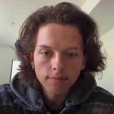 jacob sartorius saying hi to someone's cat