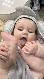 Today is the last day with our baby girl as a 1 year old… bittersweet but  so many beautiful memories! Love you so much Kaia bug 🥺🩵 #thesmiths  #blessed #babygirl #birthday #love #growingup