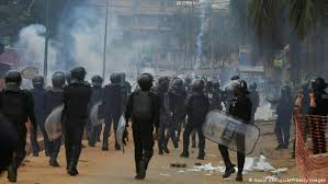 Ivory Coast Election Violence Leaves A Dozen Dead News Dw 01 11 2020