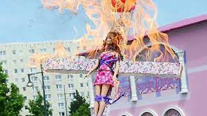 Irrer Protest-Wahnsinn!: Mattel plant nackte Femen-Barbie