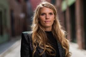 Celebrities yface must be visible, at least enough to identify. Modern Health Ceo Told Employees To Take Care Of Own Mental Health