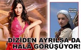 Hande subaşı 2012 yılında most prodiction'ın sahibi ve prodüksiyon menajeri can tursan'la evlenmiş ve 2016'da boşanmıştır. Diziden Ayrilsa Da Hala Gorusuyor