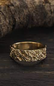 Volcanic Mens Yellow Gold Band Wild Relief Band Lava Wedding Etsy In 2021 Mens Gold Wedding Band Silver Wedding Bands Gold Wedding Band