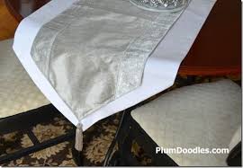 How To Make A Table Runner With Pointed Ends Tipsy Tuesday 16 Make A Table Table Runners Table Runner Diy