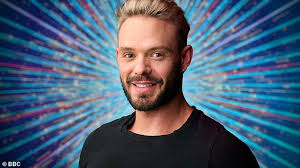Strictly come dancing is about to kick off with its latest series, but we're throwing caution to the wind and betting that greg rutherford and daisy lowe will be the final two contestants battling to win the glitterball trophy come. Klgghelsyuwjcm