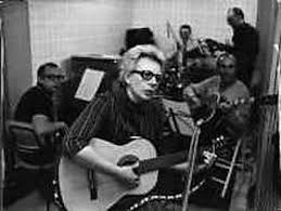 Sœur sourire is tien weken aan de top van de hitparade terug te vinden! Soeur Sourire Had Weinig Reden Om Te Lachen Het Nieuwsblad Mobile