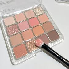 Bảng Phấn Mắt Hold Live Sunset Magic Eyeshadow Palette HL716 19.2g