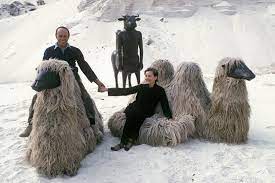 Souvent hybrides, les œuvres qui peuplent leur univers étonnent, amusent, sont riches d'une poésie. The Surrealist Legacy Of Claude Lalanne Another