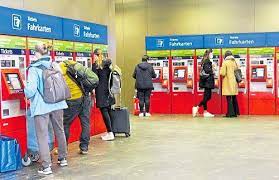 See single tickets for all zones. 1 2 3 Ticket Treibt Keil Zwischen Die Bundeslander Unternehmen Derstandard De Wirtschaft