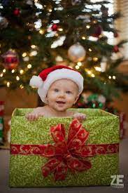 40 Adorable Baby Christmas Picture Ideas Santa Baby Christmas Baby Pictures Baby Christmas Photos Family Christmas Pictures