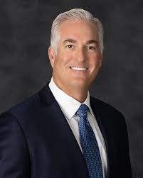 Corporate Headshots » https://www.shutterbugportraitstudio.com/