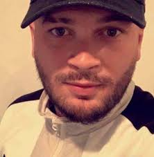 Simple vidéo en streaming sur votre pc. Jul Le Replay De Son Showcase Live Pour La Fete De La Musique Disponible Mce Tv