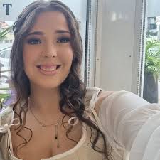 Jessie Mae 📚🪱☕🦮 (@jessies_book_adventures) · Instagram photos and videos