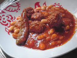8 medium pieces of lamb (type of cut based on your preference) 4 cups of water Market Loubia Ragout D Haricot Blanc Cuisinedefarida