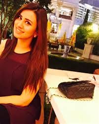 It is the second marriage of faisal sabzwari while madia naqvi's first marriage had. Madiha Naqvi Spouse Famous Ary Anchor Madiha Naqvi Got Married To Mqm Leader Trough This Profile Biography You Will Know From Blog Artefak Kuno