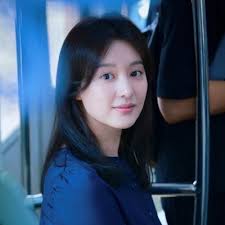 Netflix finally confirmed #MyLiberationNotes ! 😍💕 From the Writer of MY  MISTER Park Hae-young and Director Kim Sok-yun of LAW SCHOOL, MY LIBERATION  NOTES comes April 9 to Netflix. #KimJiWon #sonsukku #leeminki #