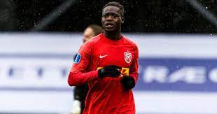 Jun 25, 2021 · english giants manchester united could be hijacking kamaldeen sulemana's move to ajax amsterdam according to de telegraaf journalist mike verweij in a podcast.earlier this week, reports from. Manchester United In Process Of Gazumping Ajax For Exciting Winger